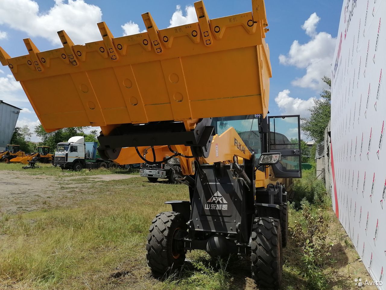 Фронтальный погрузчик Fukai ZL926