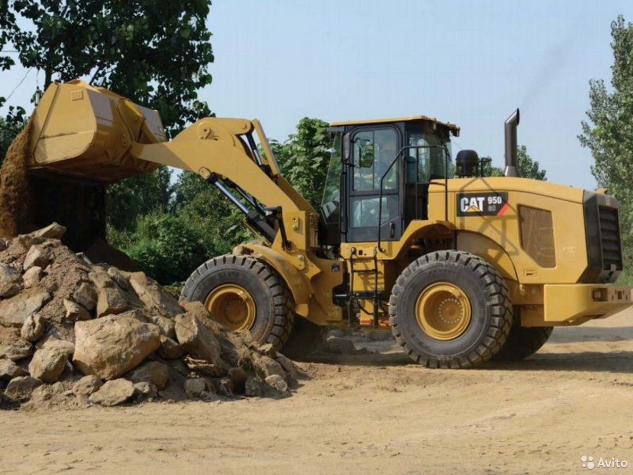 Фронтальный погрузчик Caterpillar 950GC