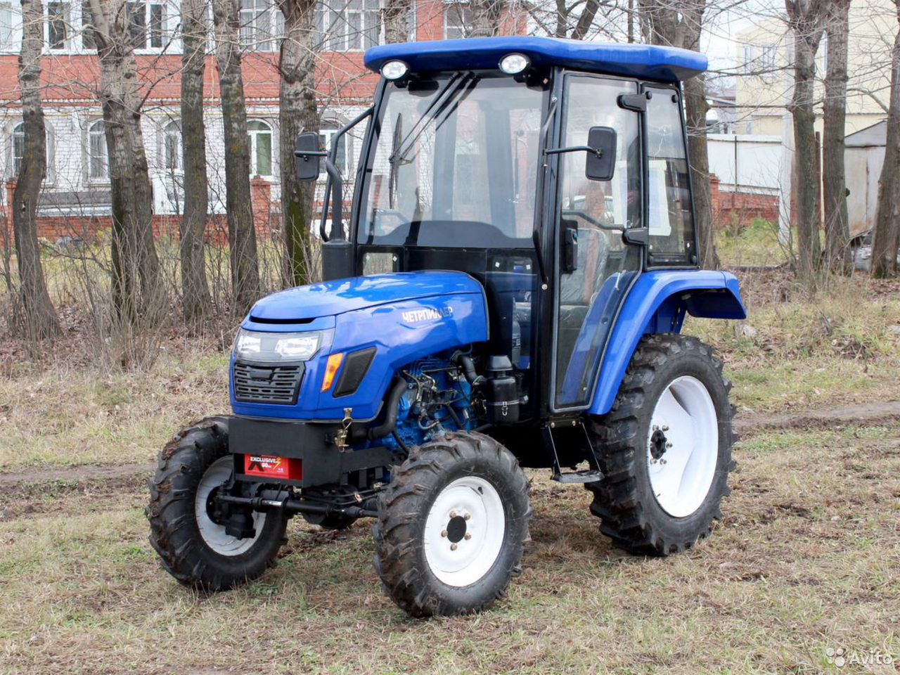 Мини-трактор Четрпиллер XT-404