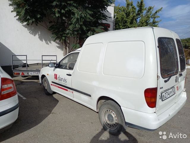 Цельнометаллический фургон Volkswagen Caddy