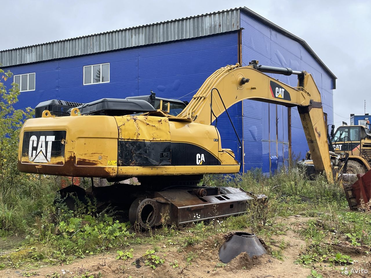 Гусеничный экскаватор Caterpillar 336