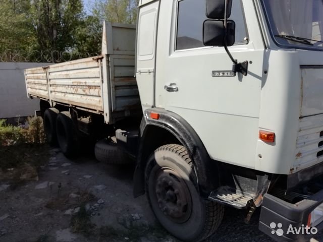 Бортовой грузовик КамАЗ 53215-15