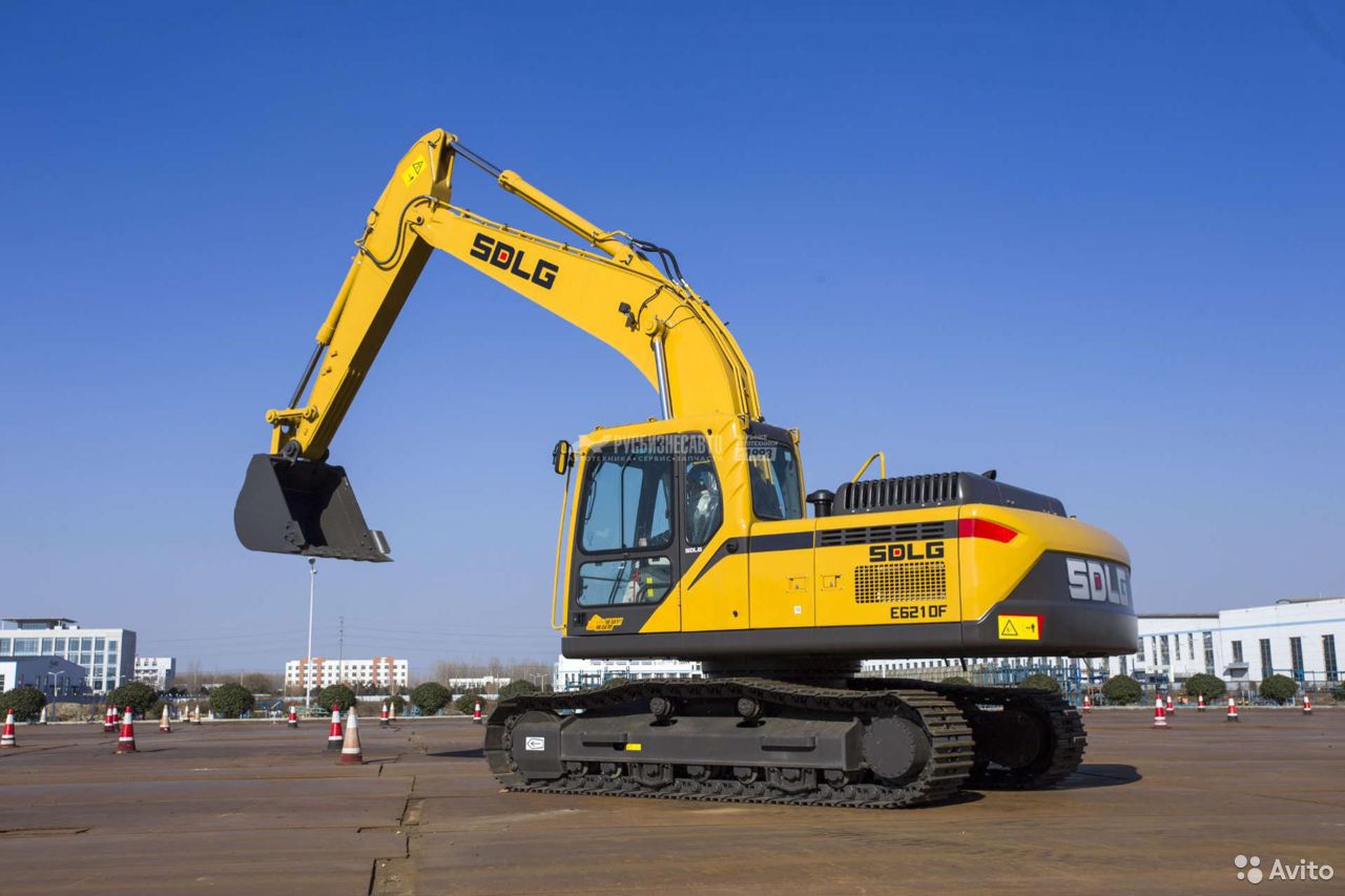 Гусеничный экскаватор SDLG E6210F