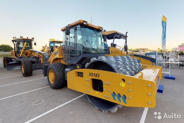 Грунтовый каток XCMG XS183