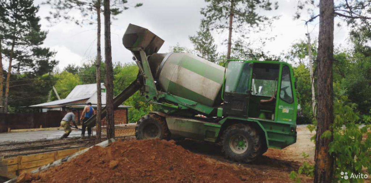 Самоходный бетоносмеситель Merlo DBM-3500EV