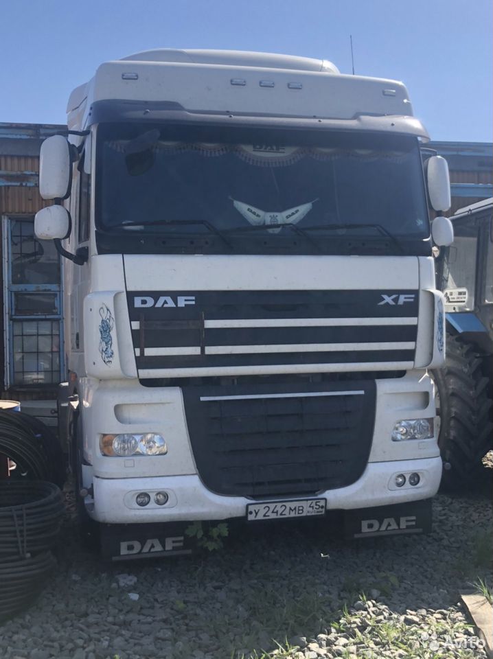 Седельный тягач DAF XF105.460