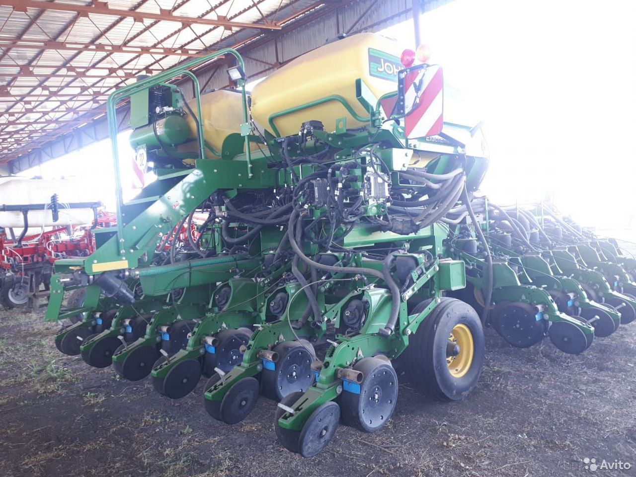 Сеялка John Deere DB-37