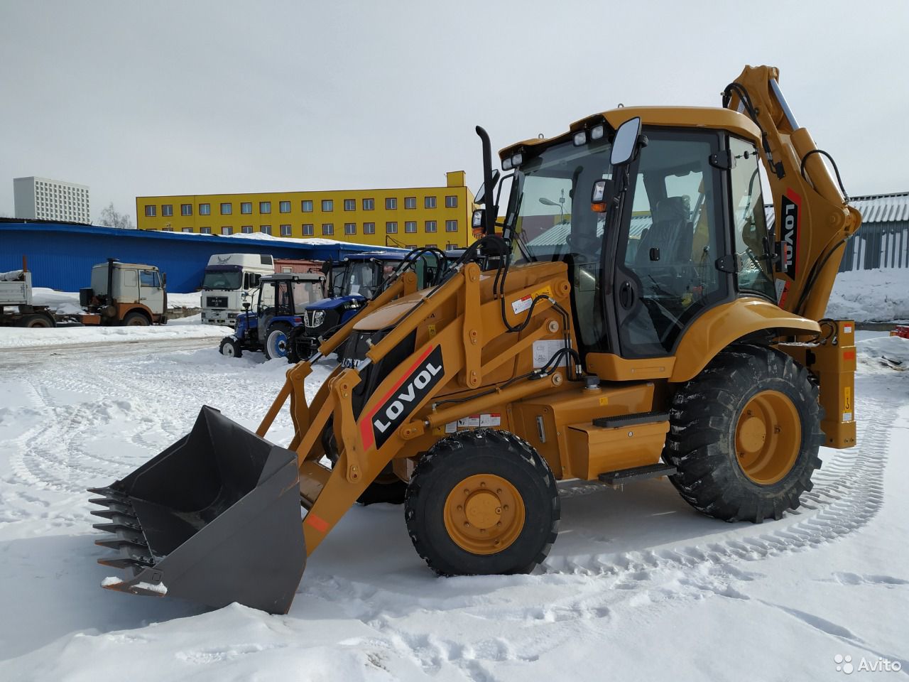 Экскаватор-погрузчик Foton Lovol FLB468