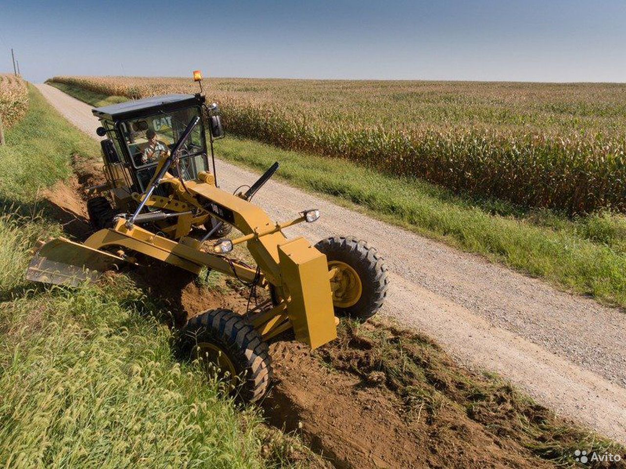 Автогрейдер Caterpillar 140 GC AWD