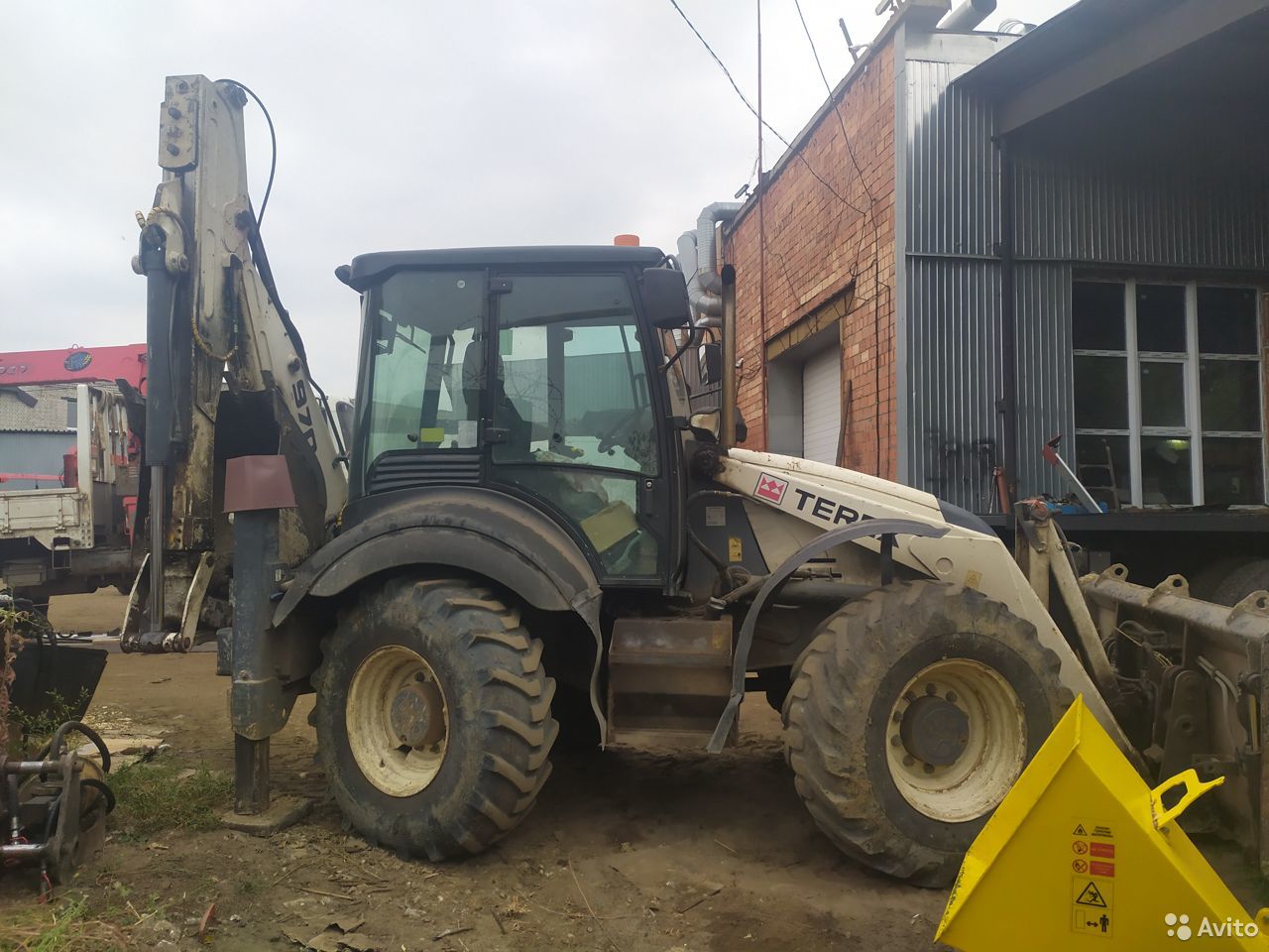 Экскаватор-погрузчик Terex 970 Elite