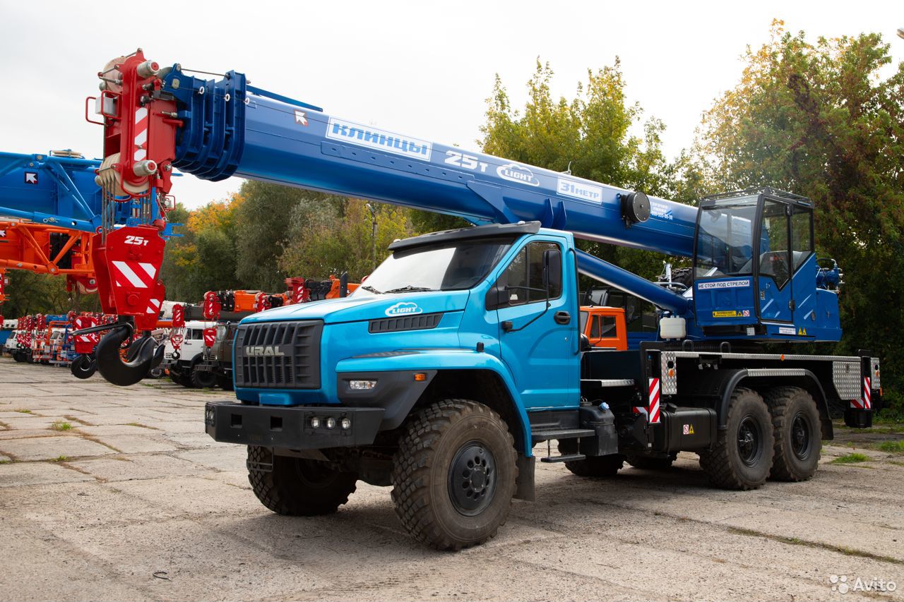 Автокран Клинцы КС-55713-3К-4 на шасси УРАЛ Next 4320