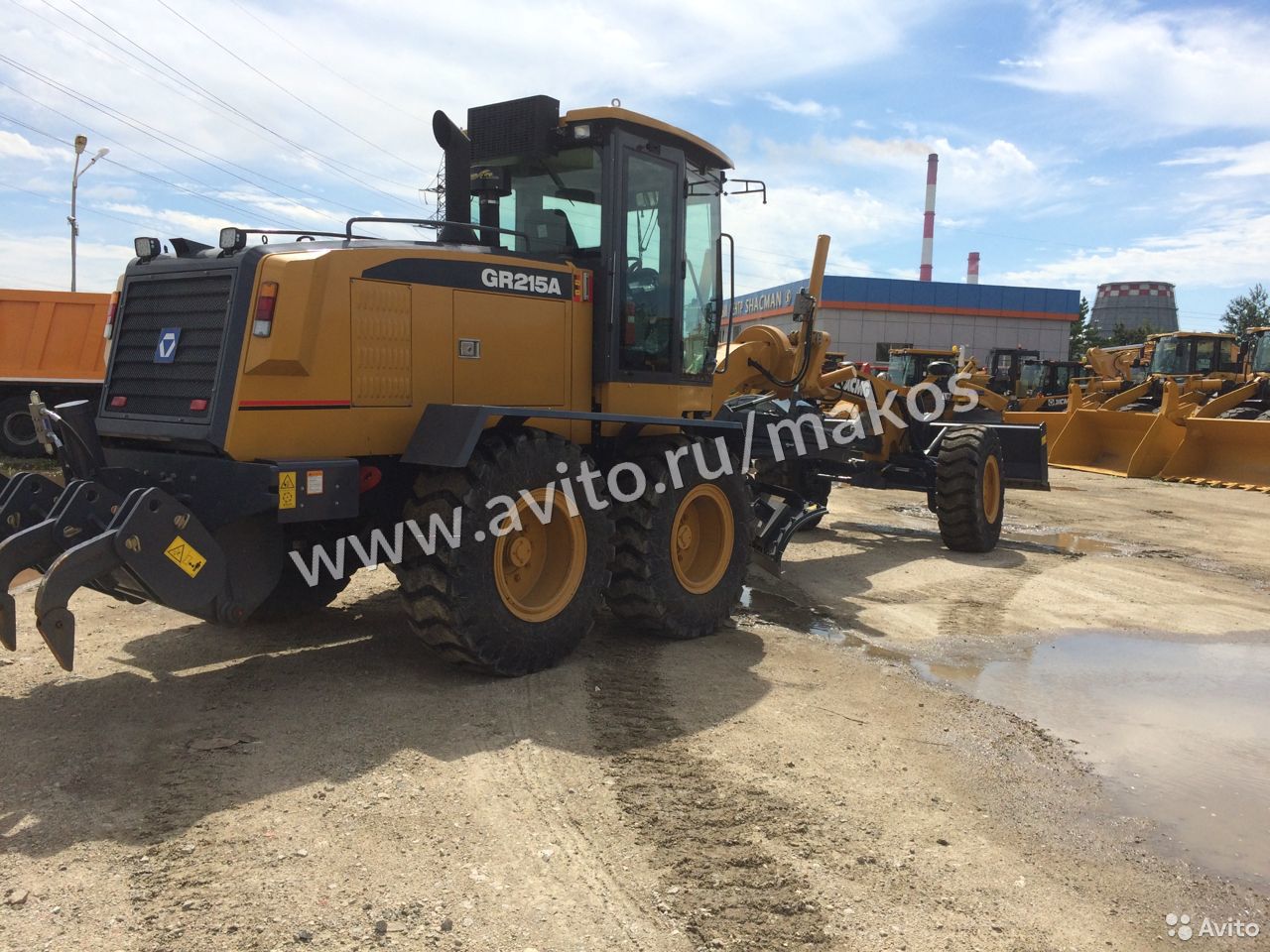 Автогрейдер XCMG GR215A