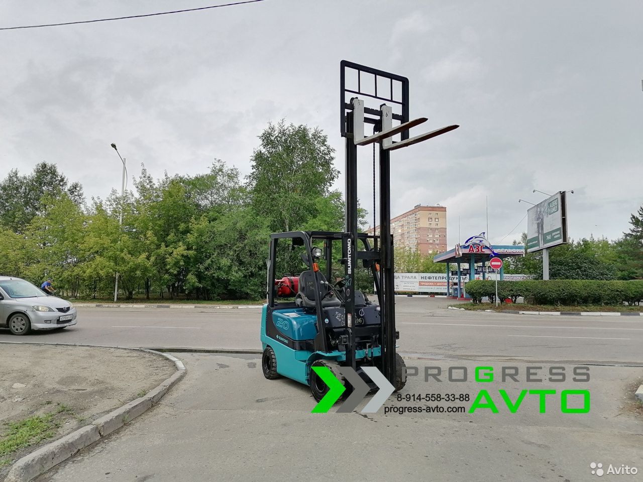Вилочный погрузчик Sumitomo FL20