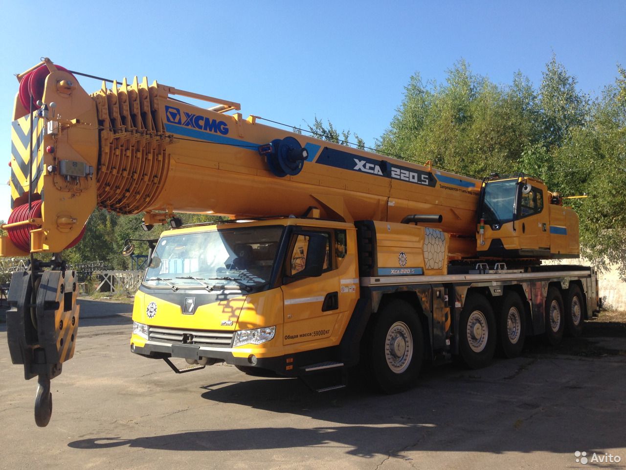 Автокран XCMG XCA220