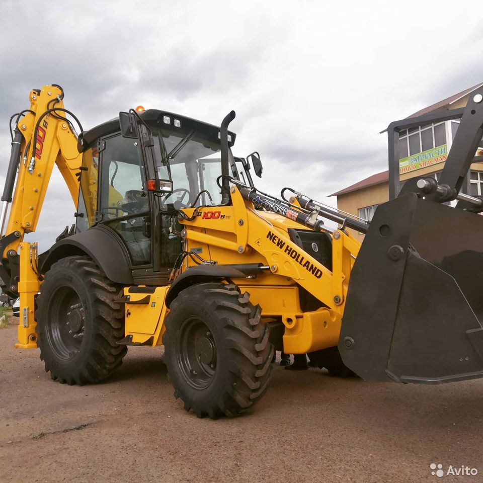 Экскаватор-погрузчик New Holland B100B