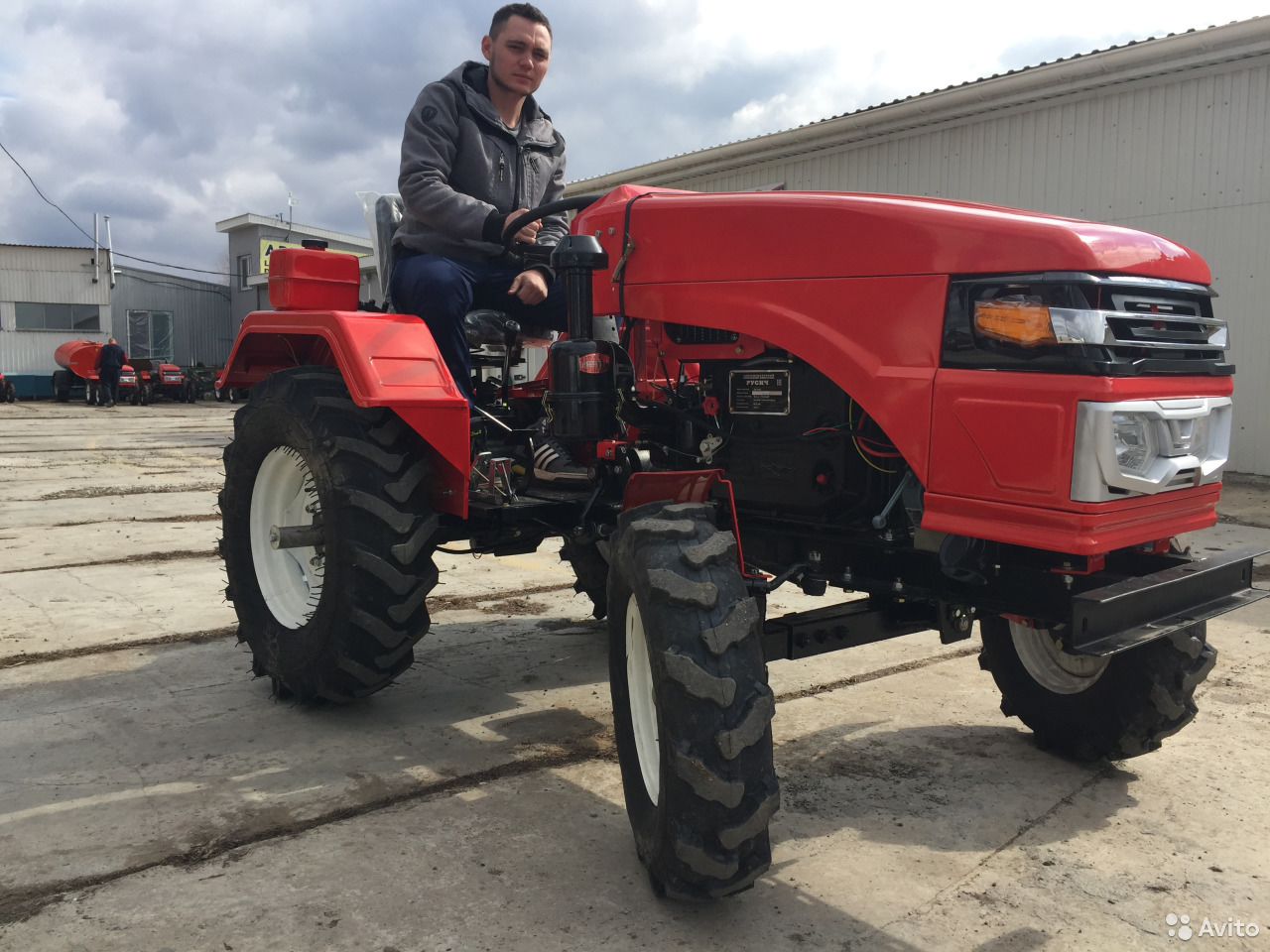 Мини-трактор Русич Т-18
