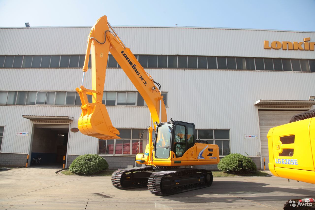 Гусеничный экскаватор Lonking CDM6205E