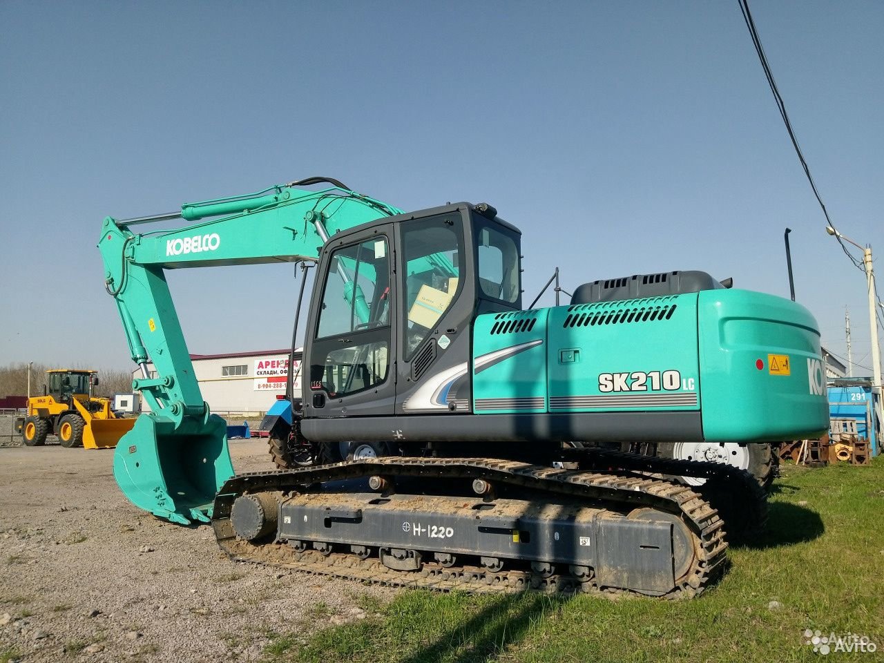Гусеничный экскаватор Kobelco SK260LC-8