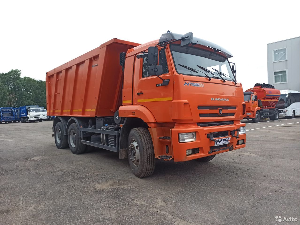 Самосвал КамАЗ 6520-53