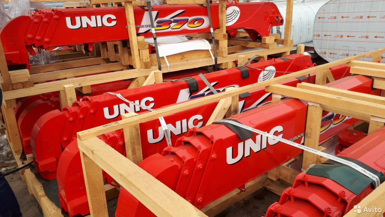 Кран-манипулятор UNIC 504
