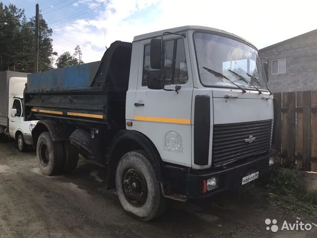 Самосвал МАЗ 5551