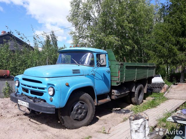 Бортовой грузовик ЗИЛ 130
