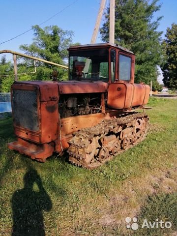 Гусеничный трактор ДТ-75