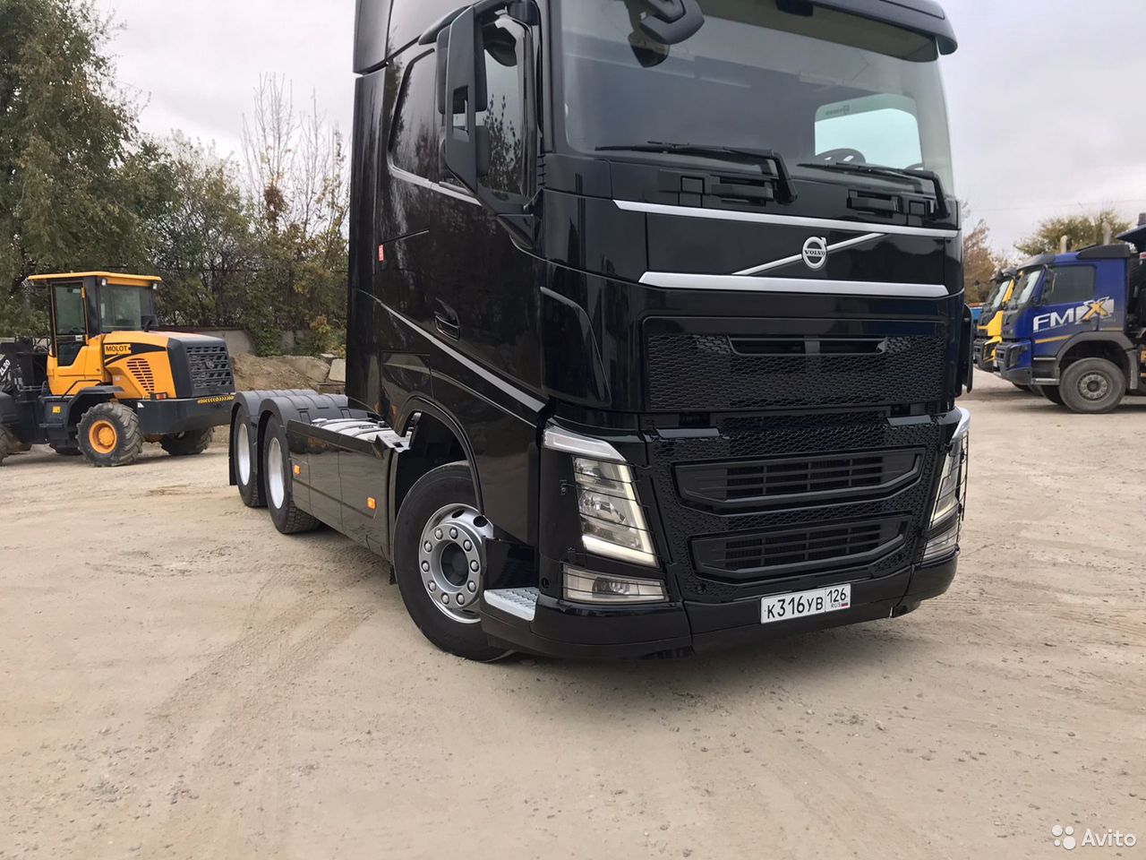 Седельный тягач Volvo FH Track