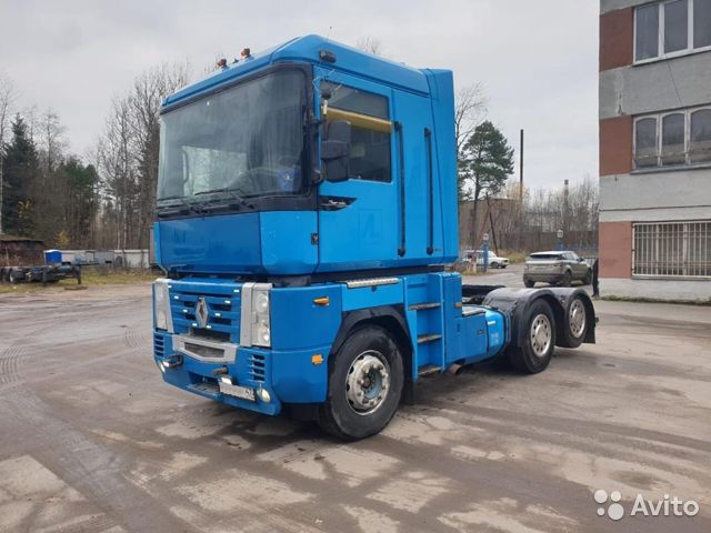 Седельный тягач Renault Magnum