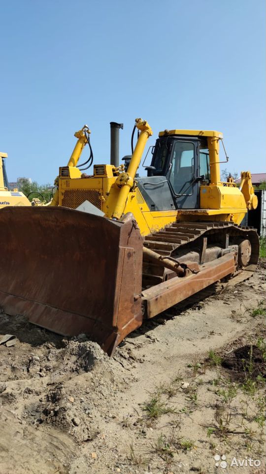 Гусеничный бульдозер Komatsu D155A-5