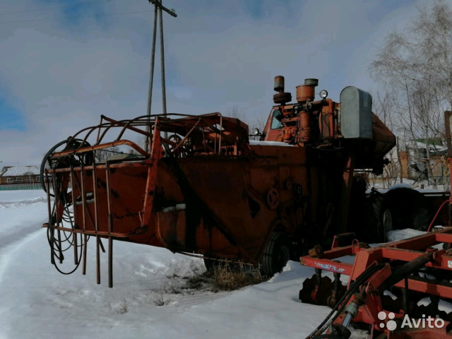 Зерноуборочный комбайн Ростсельмаш СК-5 "Нива"