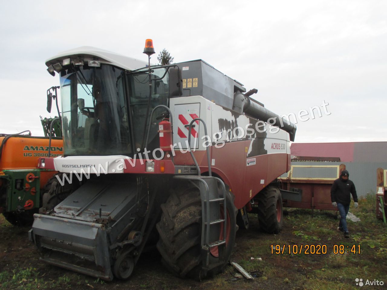 Зерноуборочный комбайн Ростсельмаш ACROS 530