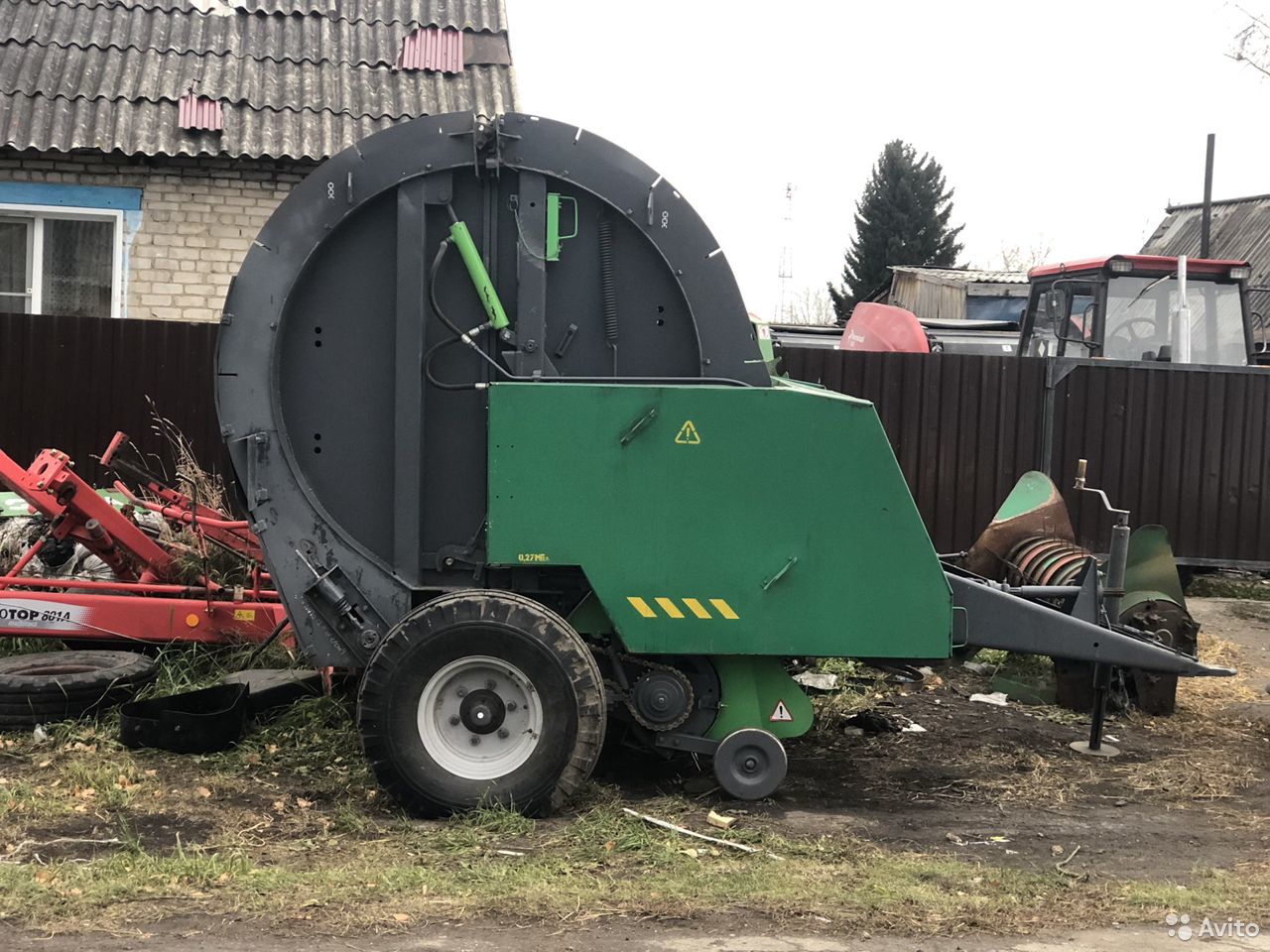 Пресс-подборщик ПР-Ф-180