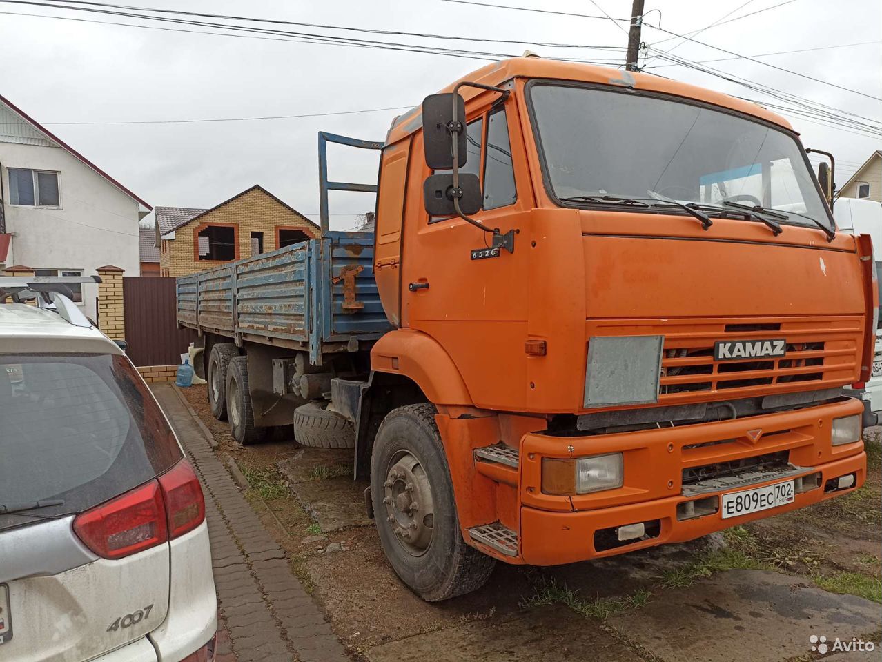 Бортовой грузовик КамАЗ 6520