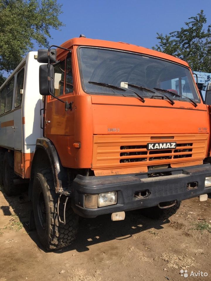 Вахтовый автобус КамАЗ 43114 НефАЗ 4208