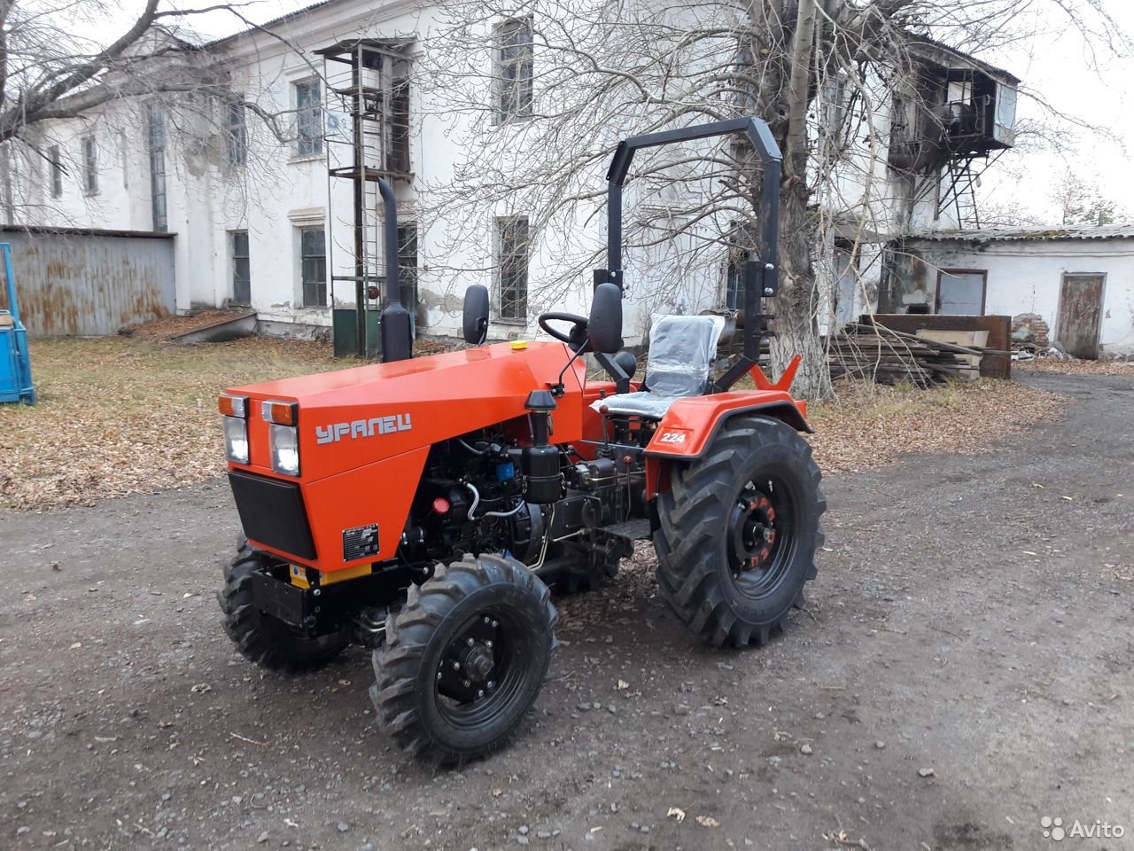 Мини-трактор Уралец