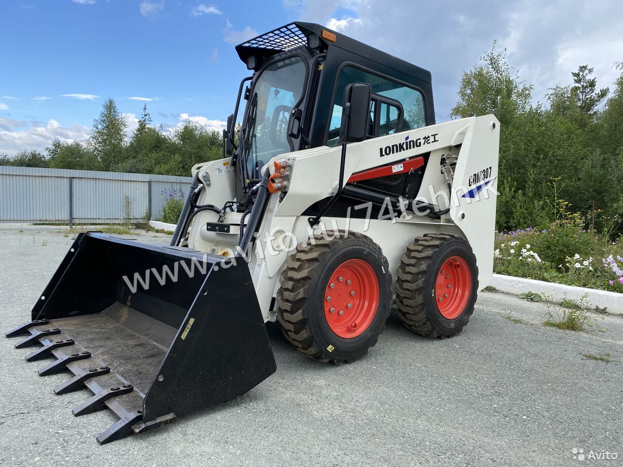 Мини-погрузчик Lonking CDM307