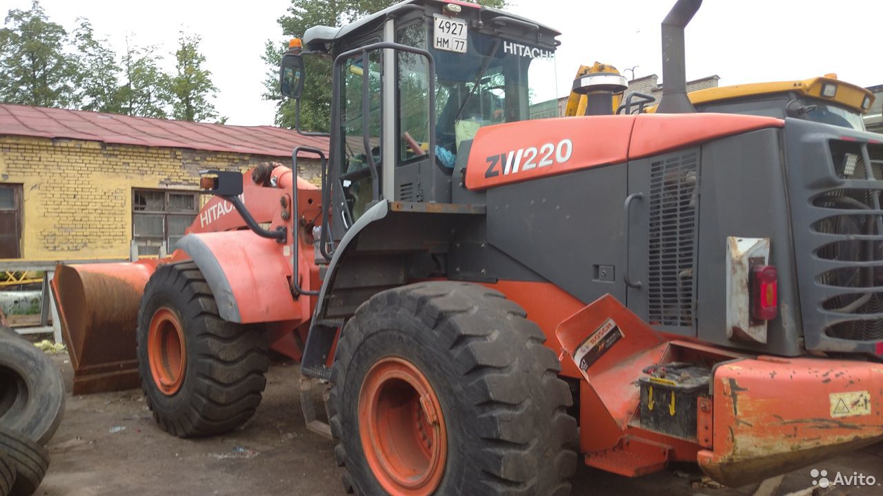 Фронтальный погрузчик Hitachi ZW220