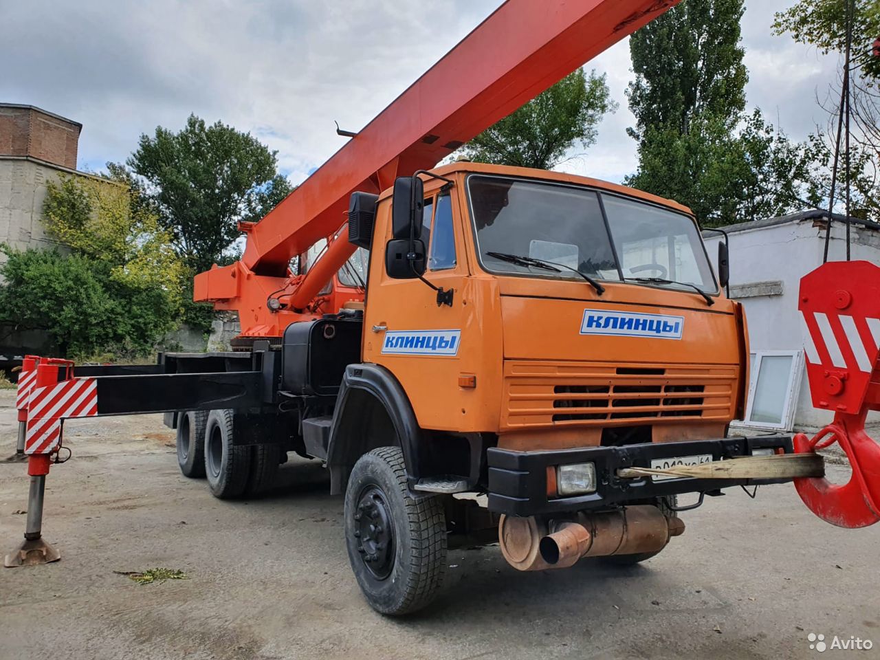 Автокран Клинцы КС-55713-1К