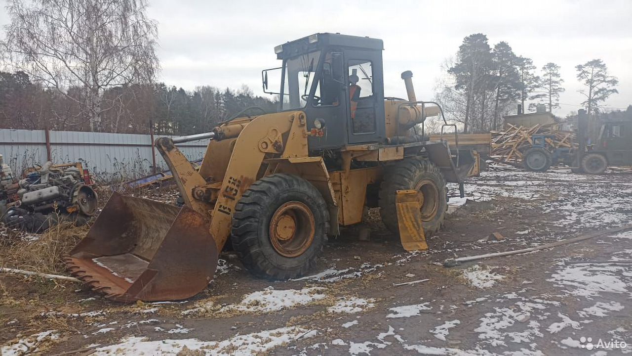 Фронтальный погрузчик ЧСДМ В-138С