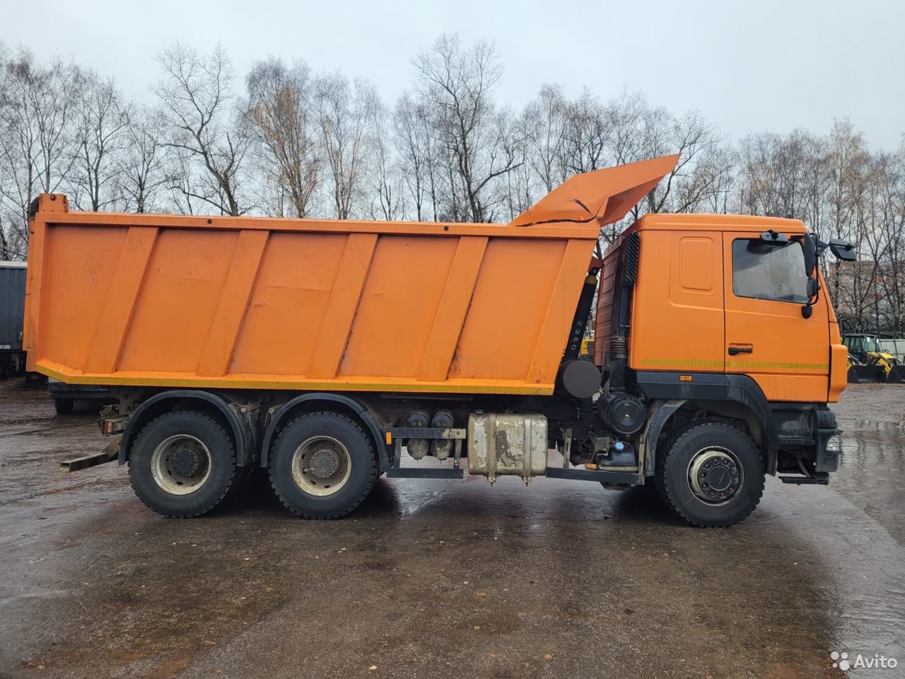 Самосвал МАЗ 6501С9-8520-005