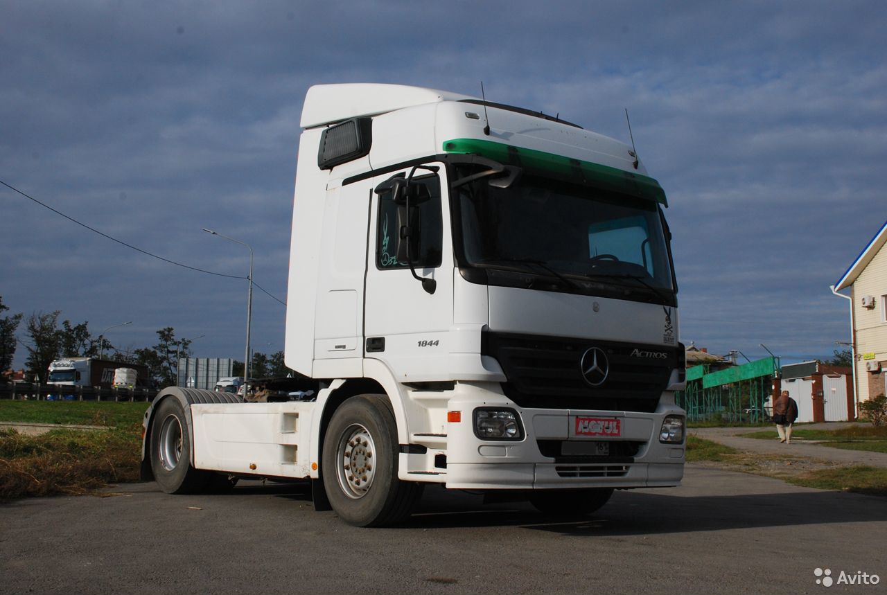 Седельный тягач Mercedes-Benz Actros 3 1844 LS