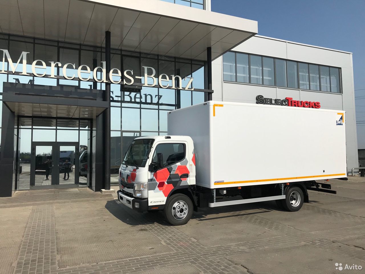 Изотермический фургон Mitsubishi Fuso Canter ЦТТМ 5300х2600х2200