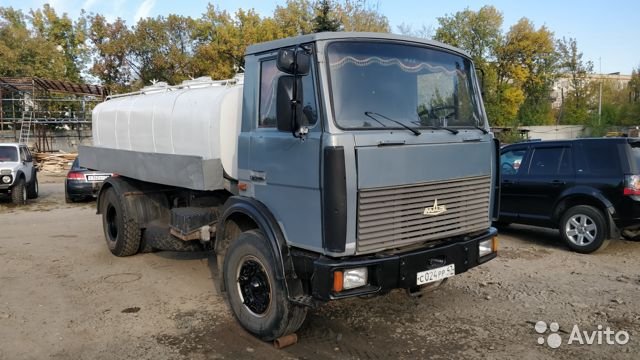 Автоцистерна МАЗ 5337 молоковоз