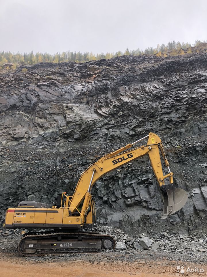 Гусеничный экскаватор SDLG LinGong E6400F