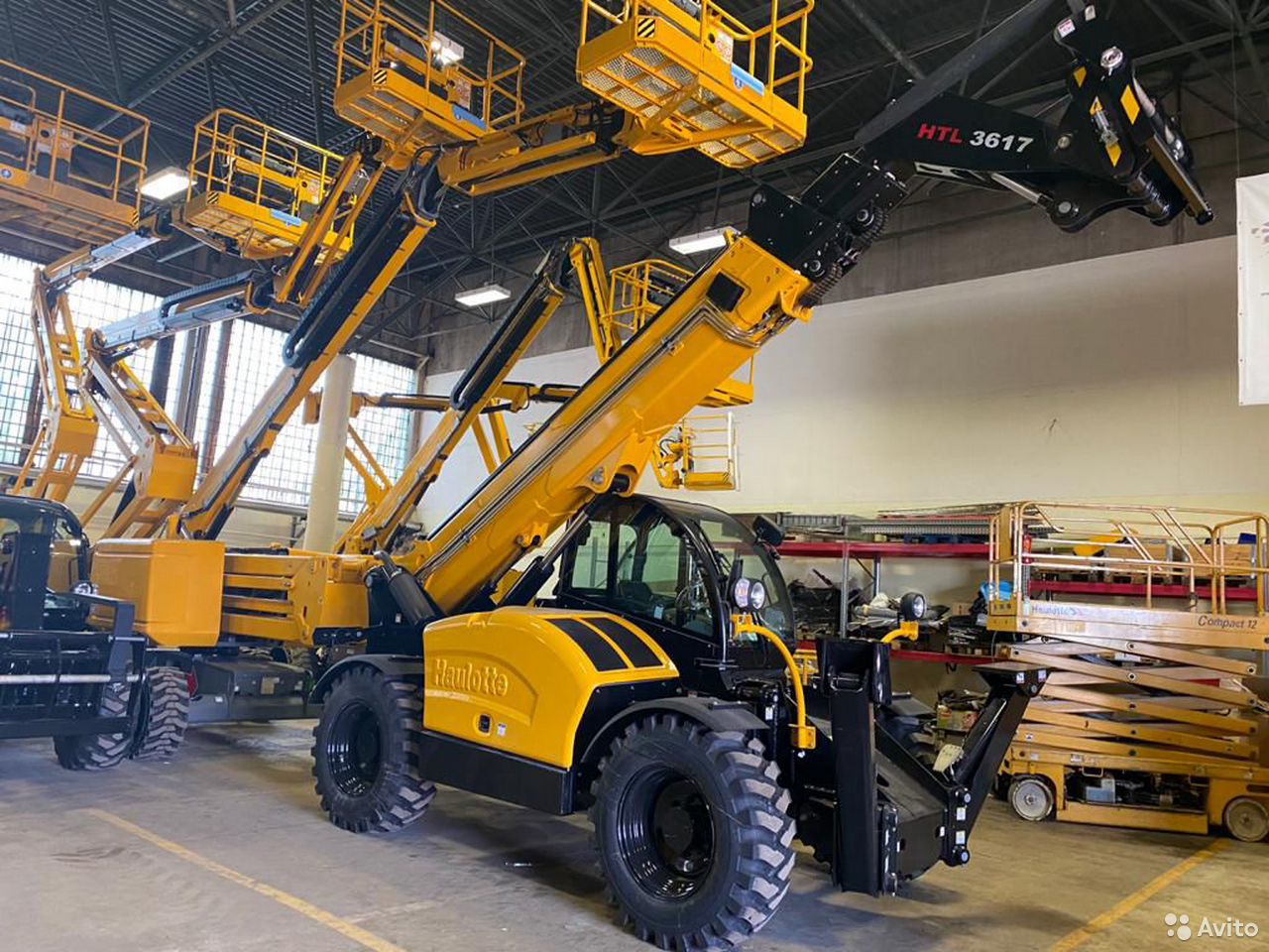 Телескопический погрузчик Haulotte HTL4014