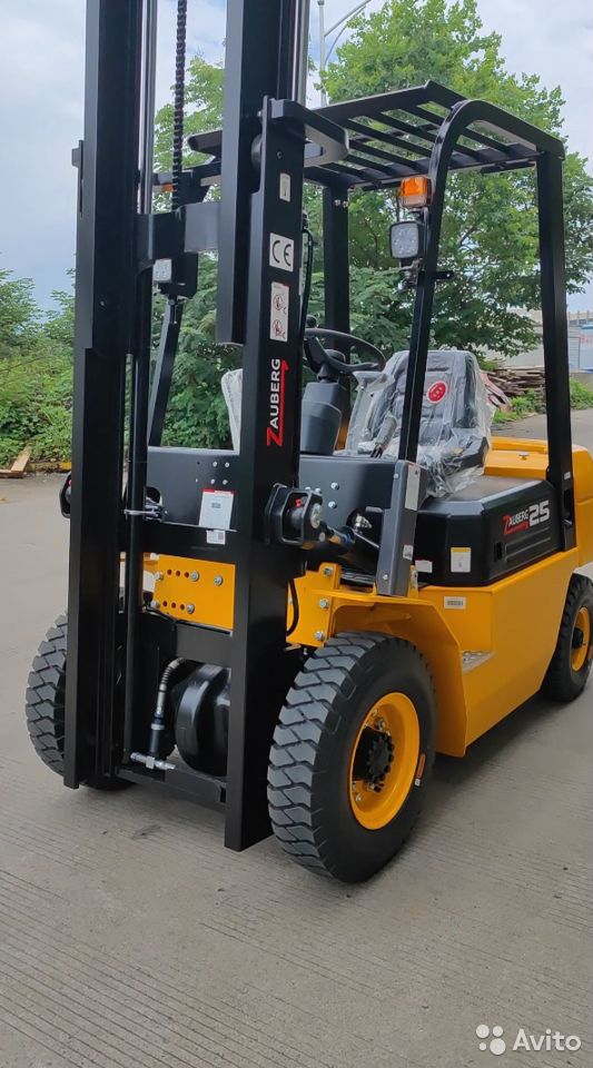Вилочный погрузчик Zauberg CPCD25XC5C