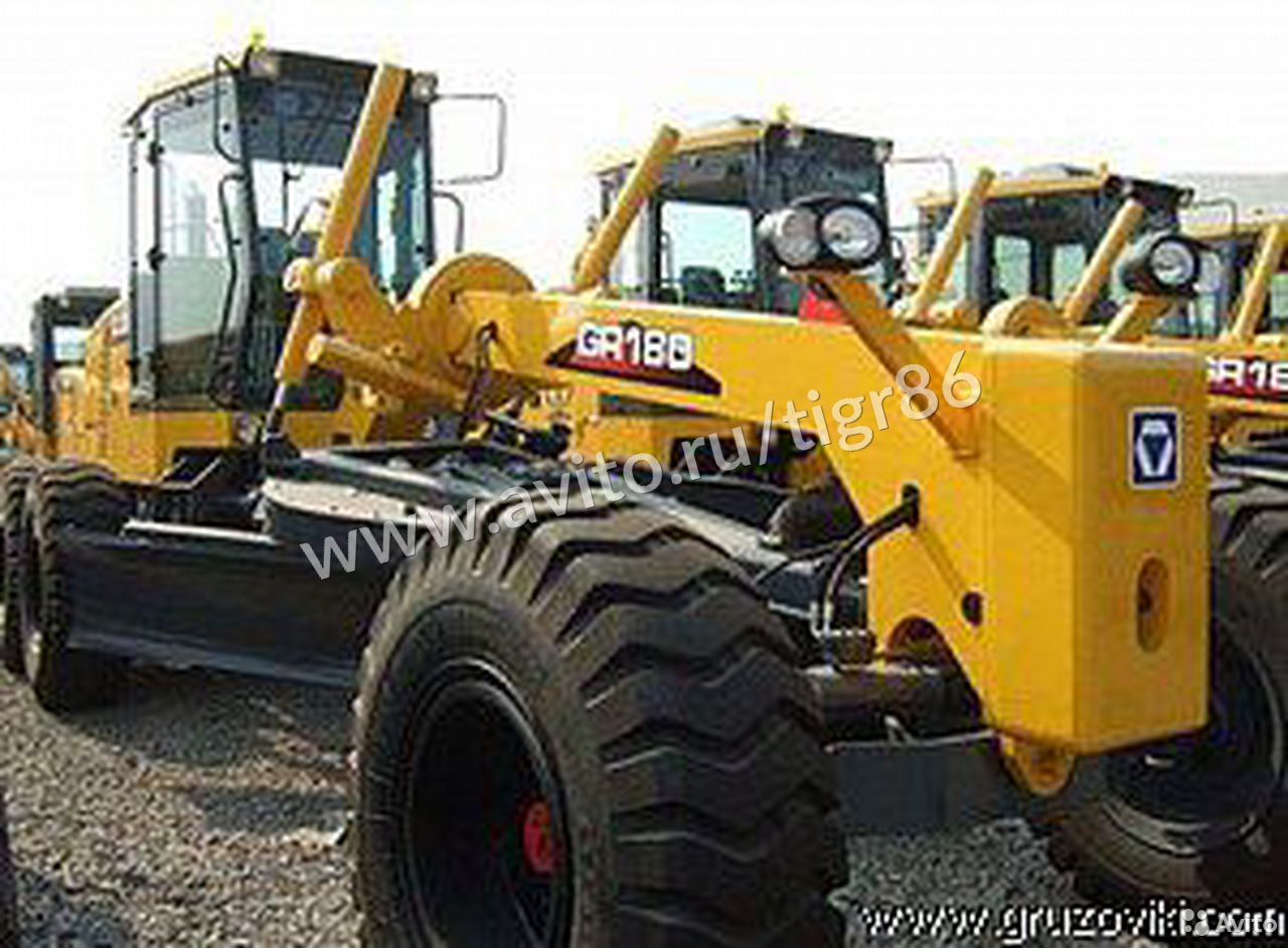 Автогрейдер XCMG GR180