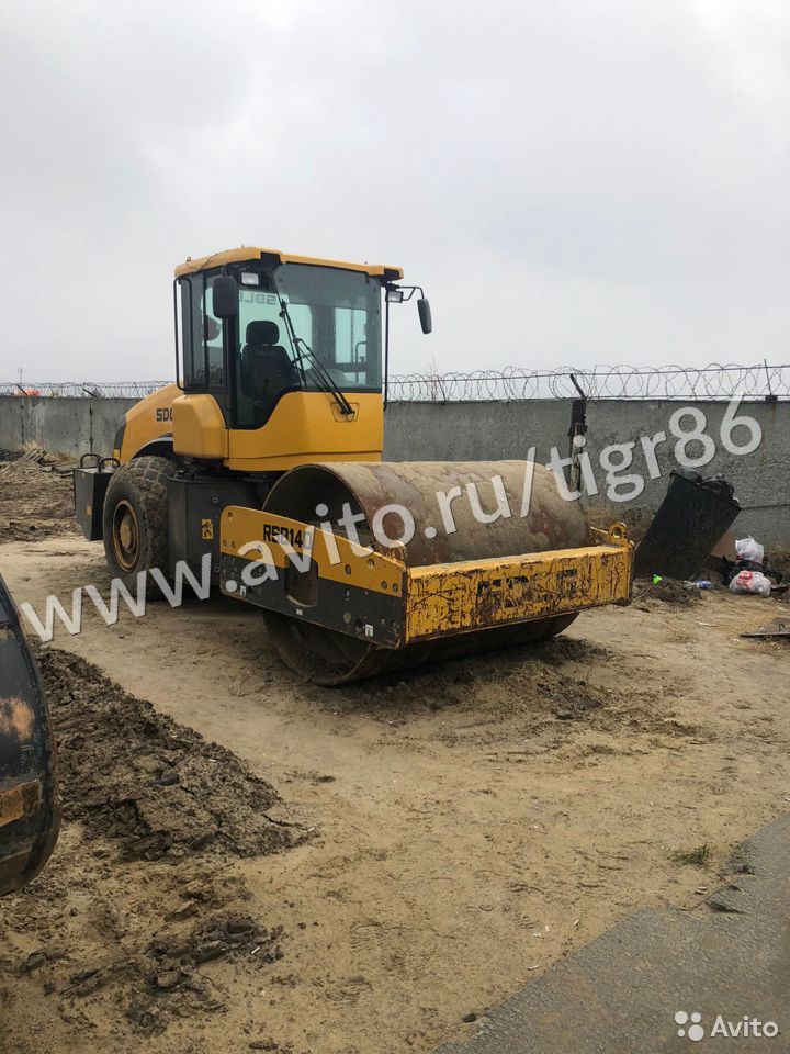 Грунтовый каток SDLG RS8140
