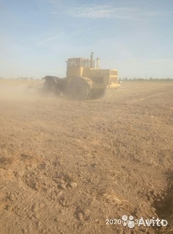 Трактор Кировец К 700